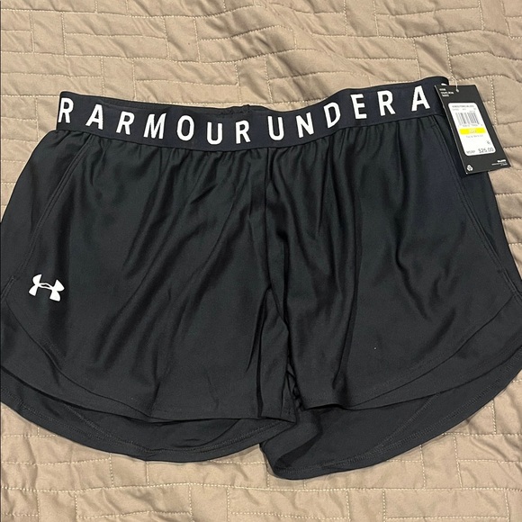 Under Armour Pants - Under Armour Women's Athletic Black Shorts